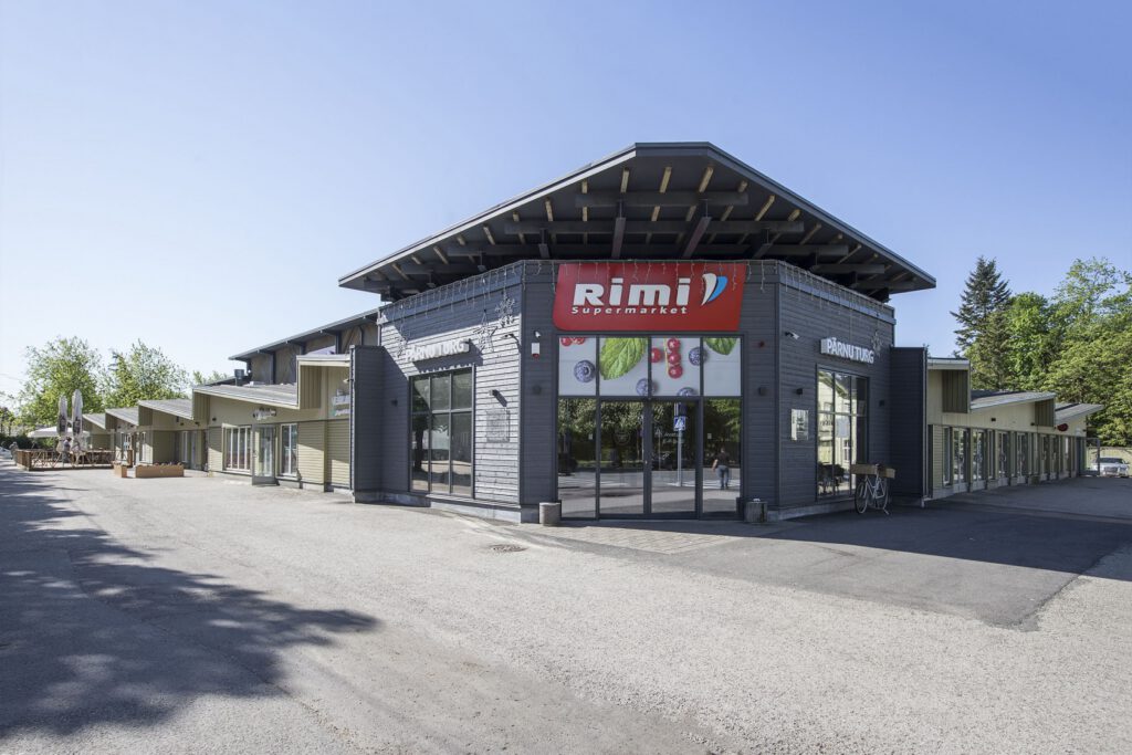 Pärnu turg ja Rimi Supermarket